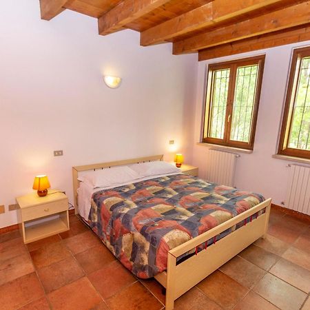 Agriturismo Gardenali Вольта-Мантована Экстерьер фото