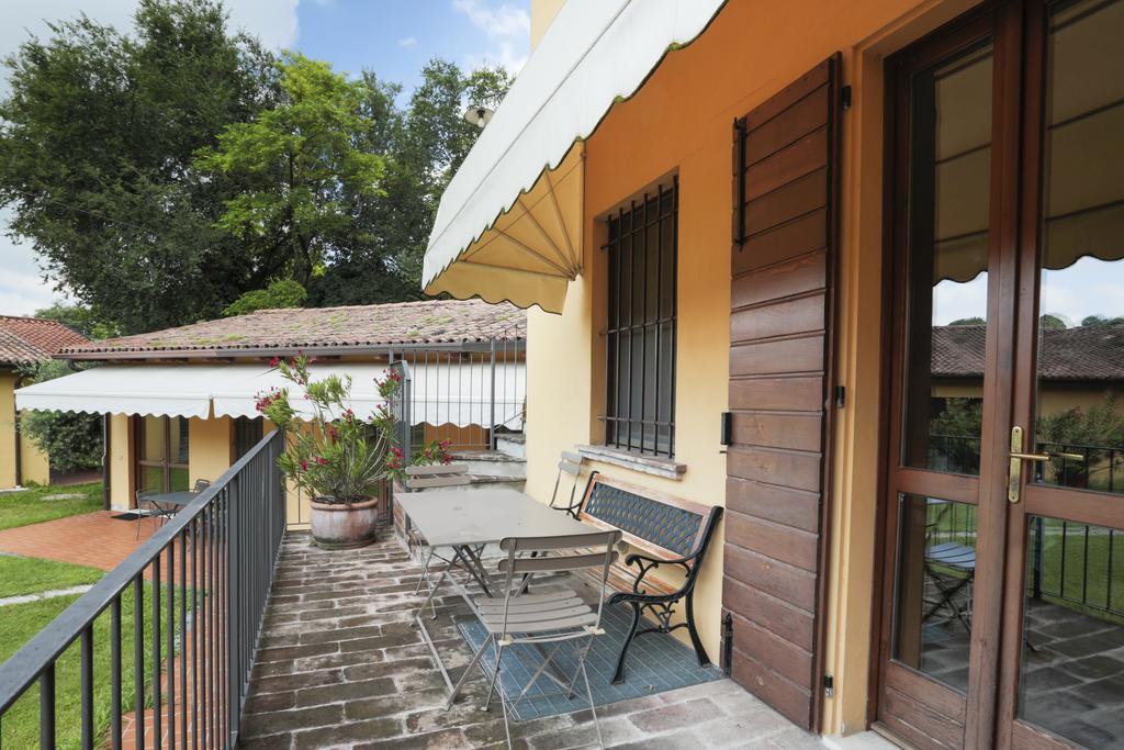 Agriturismo Gardenali Вольта-Мантована Экстерьер фото