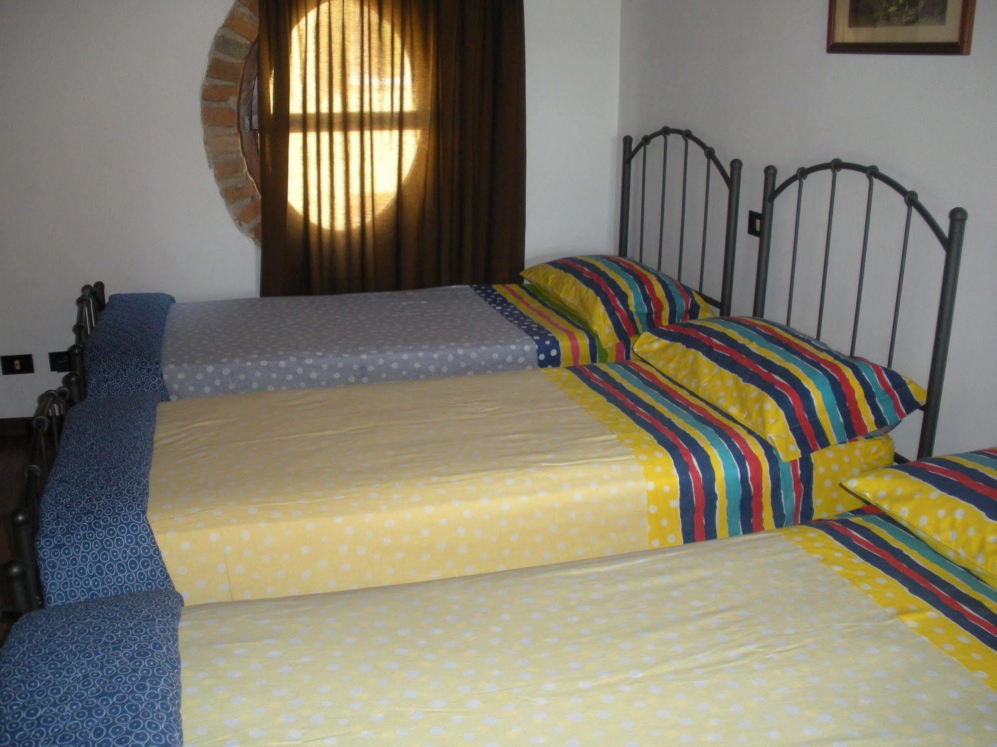 Agriturismo Gardenali Вольта-Мантована Экстерьер фото